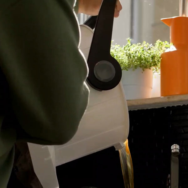 Convenient 3-in-1 Carrying Handle