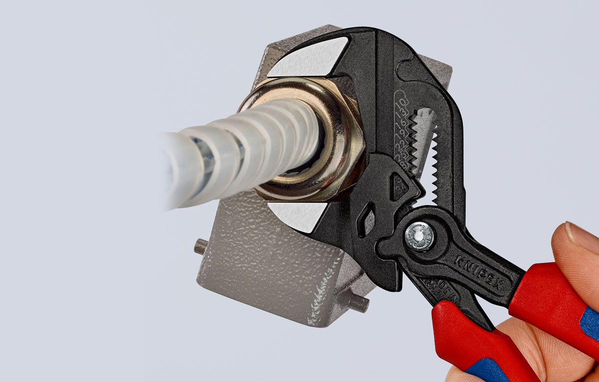 8602180-Pliers-Wrench-Knipex-Banner-01