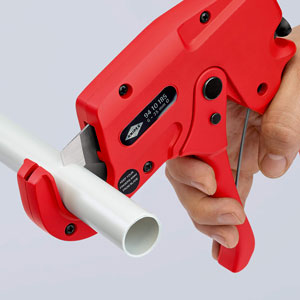 9410185-Pipe-Cutter-For-plastic-conduit-pipes-Knipex-Icon-03