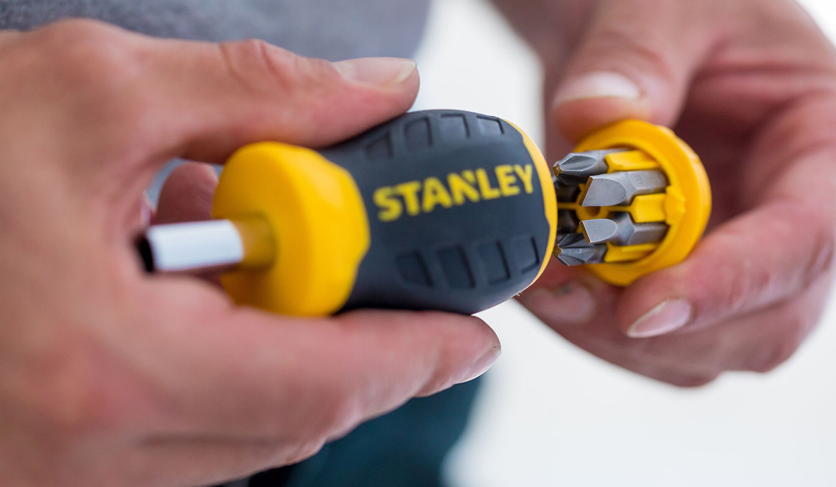 Stanley 0-66-357 Ratcheting Multi-Bit Stubby Screwdriver