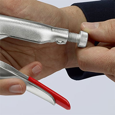 With set screw and release lever