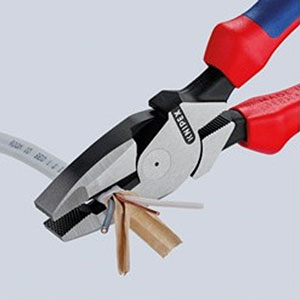 0912240-Lineman's-Pliers-American-style-Knipex-Banner-02
